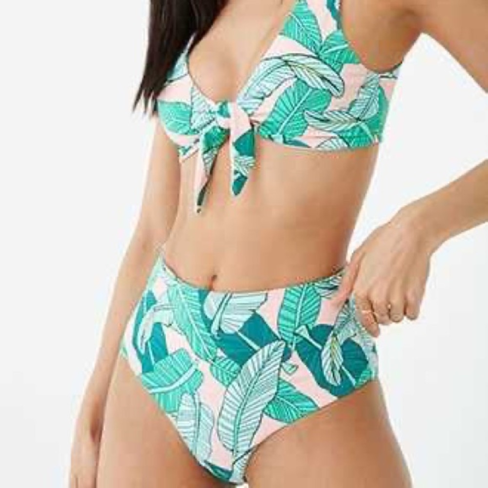 Forever 21 Tropical Bikini Bottom M - Picture 1 of 4
